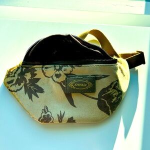 Crossbody JoyFolie Brown bag floral design